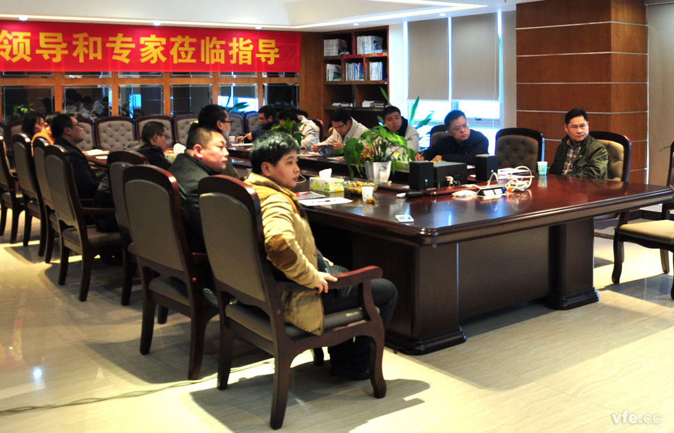 南車株機(jī)專家團(tuán)隊(duì)來訪我公司 南車株機(jī)專家團(tuán)隊(duì)來訪我公司