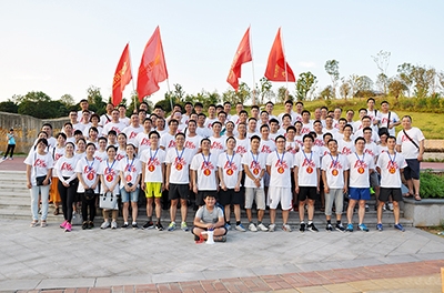 恒力長跑隊(duì)決戰(zhàn)松雅湖，再創(chuàng)佳績